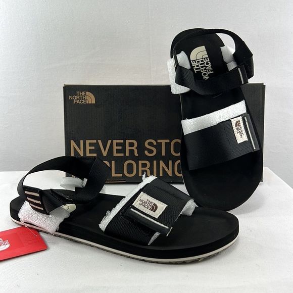 The North Face Women's Skeena Sandals - Black - Picture 2 of 7